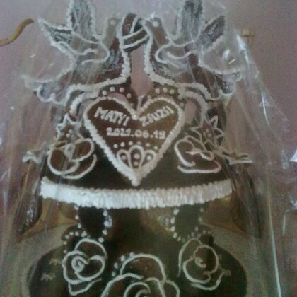 42.000 Ft  3kg 2 szintes rózsás