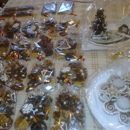 karácsonyi grillázs vegyes ízű és mintájú csemege 800 Ft/ 10 dkg zacskóval