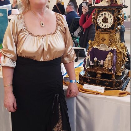 Gödöllő Királyi Kastélyban megrendezett cukrász versenyre készitett munkám. Barokk óra  3 