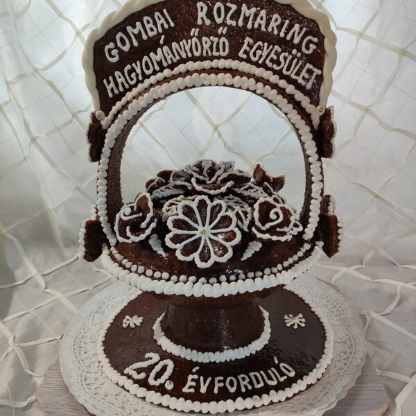 20.000 Ft feliratos tábla nélkül is rendelhető, pár db virág vagy motivum helyette. Vagy a