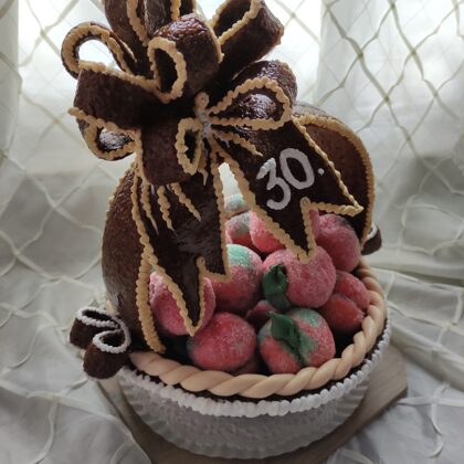 1,7 kg grillázs kosár + 20 db töltött barack sütivel :  31.800 Ft  /MÁS FELIRATTAL ESKÜVŐR