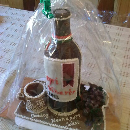 boros-uveg-grillazsba-burkolva--ajandekba 1,8 kg a grillázs: 25.200 Ft  + a bor ára