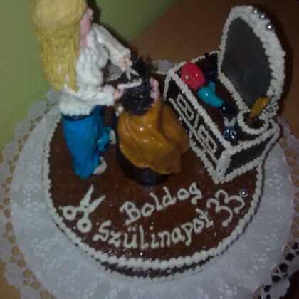 35.000 Ft   2,5 kgfodrasz-holgynek-keszult-grillázsból