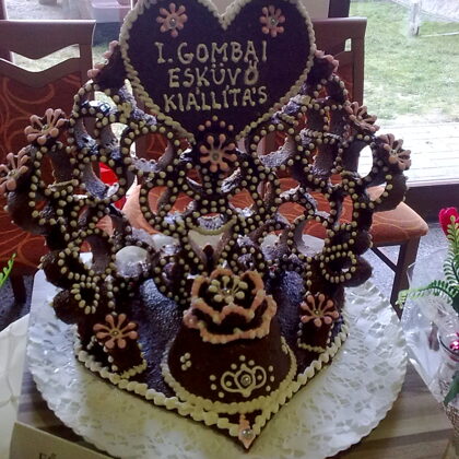 44.800 ft  eskuvoi-kiallitas