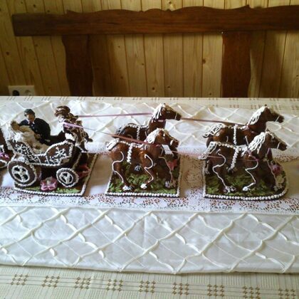 4 lovas hintó grillázsból 3.6kg  50.400 Ft  