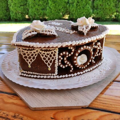 sziv torta 2kg: 28.000 Ft 