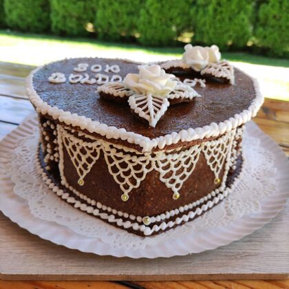 sziv torta 2kg: 28.000 Ft 