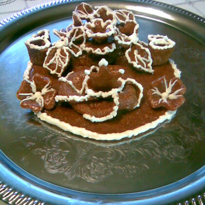 12.600 Ft  0,9 kg torta-kozep-grillazsbol