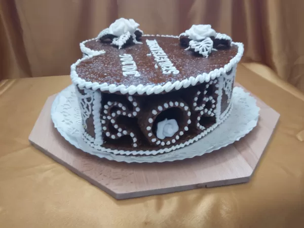 32.000 Ft  2kg sziv torta
