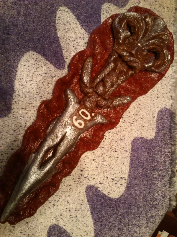 ehető antik tőr. 1,2 kg: 19.200Ft