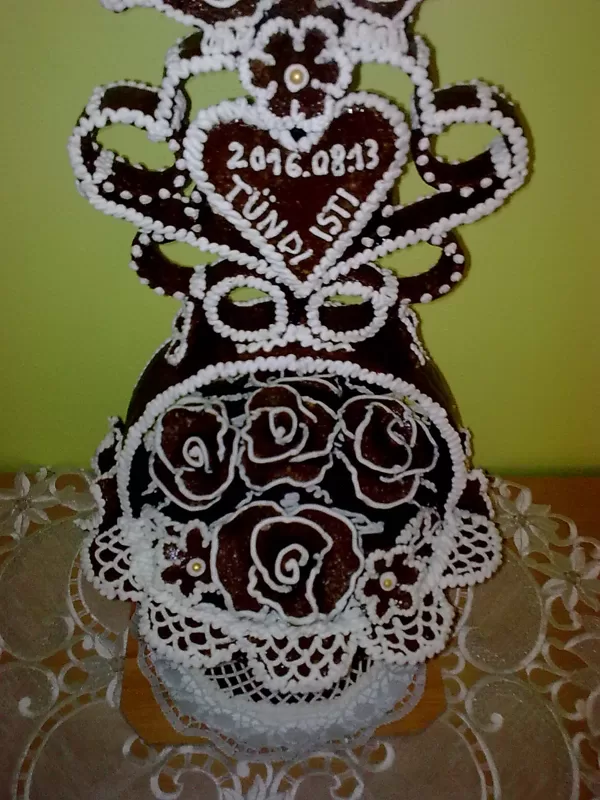 51.200 Ft  hagyomanyos-eskuvoi-grillazs-torta-rozsas-3,2-kg.